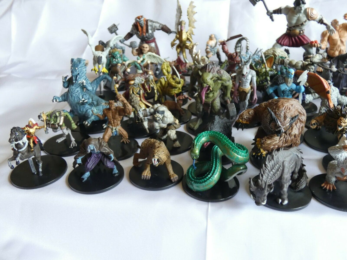 Random New Dungeons and Dragons Official Prepainted Miniatures - Bulk Lot